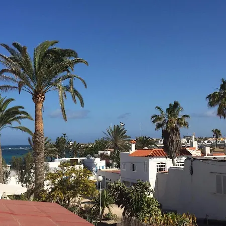 Comfortable Duplex, 70M From The Beach, Sea View From Balcony, Free Wifi Apartment Corralejo